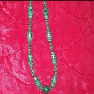 🌺GREEN SWIRL Necklace ~ 18 1/2"